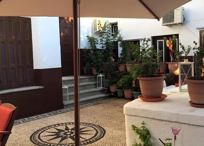 Elena شقة لينثوس